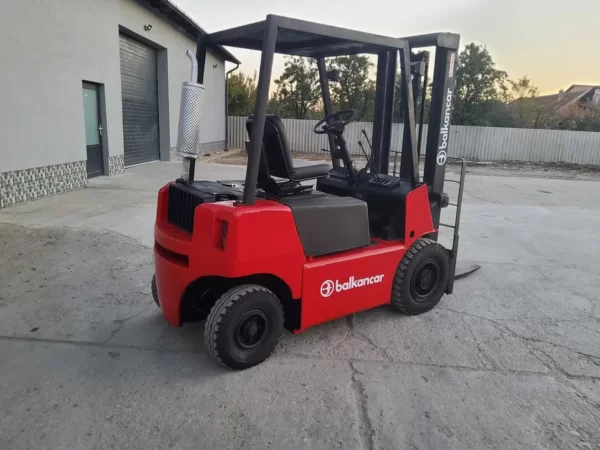 Stivuitor BALKANCAR DISEL 3,5t