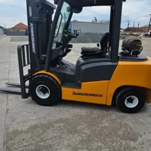 Motostivuitor Jungheinrich TFG 430 GPL