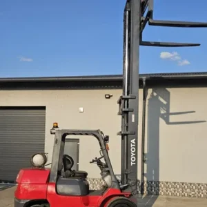 Motostivuitor Stivuitor TOYOTA GPL