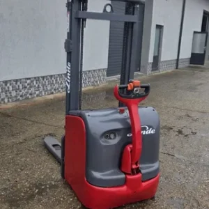 Liza /transpalet electric cu catarg